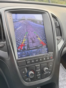 Opel Astra J Hatchback 5d 1.4 Twinport ECOTEC 100KM 2011 Opel Astra 1.4 100KM Klima 1-reka Gotowy do jazdy 1.4 Benzyna 100KM, zdjęcie 14