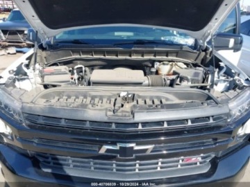 Chevrolet Silverado II 2021 Chevrolet Silverado 2021r., 4x4, 6.2L 6.2 Benzyna 420KM, zdjęcie 11