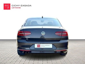 Volkswagen Passat B8 Limousine 2.0 TDI BlueMotion SCR 190KM 2019 Volkswagen Passat SalonPL 190KM DSG TDI HighlineSkoraACCNavi18Business ASO, zdjęcie 5