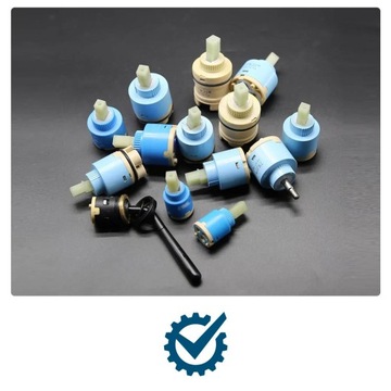 Смеситель для кухонной мойки настенный, черный РЕТРО