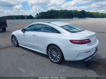 Mercedes Klasa E W213 2022 Mercedes-Benz Klasa E 2022r, E 450, 3.0L 3.0 Benzyna 362KM, zdjęcie 3