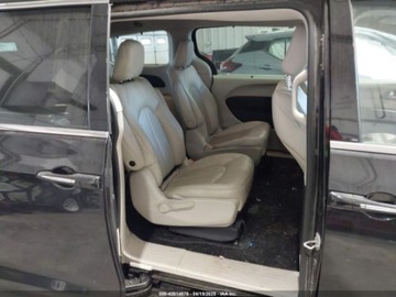 Chrysler Pacifica II 2021 Chrysler Pacifica Touring L 2021 3.6l 3.6 Hybryda 260KM, zdjęcie 11