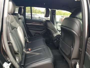 Jeep Grand Cherokee V 2024 Jeep Grand Cherokee 2024 JEEP GRAND CHEROKEE LIMITED 3.6 Benzyna 293KM, zdjęcie 10