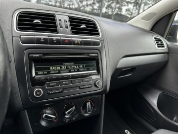 Volkswagen Polo V Hatchback 5d 1.2 60KM 2014 Volkswagen Polo R-Line! 2 kpl kół! Klimatyzacja, zdjęcie 20