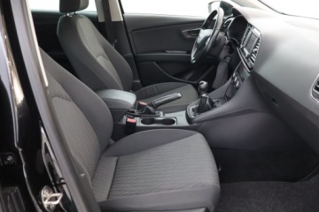Seat Leon III ST 1.6 TDI CR 105KM 2015 Seat Leon 1.6 TDI, Klima, Klimatronic, Tempomat, zdjęcie 8