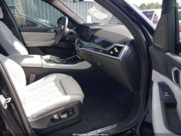 BMW X5 G05 2024 BMW X5 xDrive40I 2024 3.0l 3.0 Benzyna 375KM, zdjęcie 9