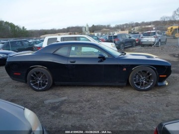 Dodge Challenger III 2022 Dodge Challenger RT Scat Pack 2022 6.4l 6.4 Benzyna 485KM, zdjęcie 6