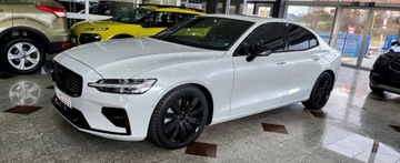 Volvo S60 III 2021 Volvo S60 2.0 Turbo benzyna 250 km. 4x4 Najbogatsza wersja wyposazenia 2.0, zdjęcie 18