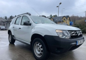 Dacia Duster I SUV Facelifting 1.6 16V 105KM 2014 Dacia Duster Dacia Duster 1.6 16V 105 4x2 Ice 1.6 Benzyna 105KM, zdjęcie 3