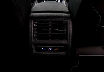 Volkswagen Golf VIII Variant 1.5 eTSI 150KM 2024 Volkswagen Golf Variant 1.5TSI e 150KM R-Line, Kamera 360, Podgrzewane Fot, zdjęcie 14