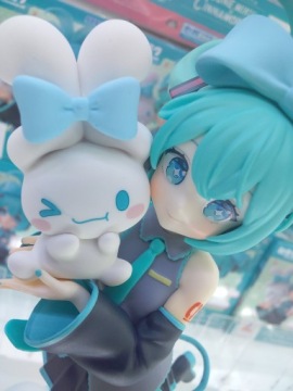 Фигурка Аниме Манга Vocaloid Hatsune Miku x Cinnamoroll Luminasta Sega JPN