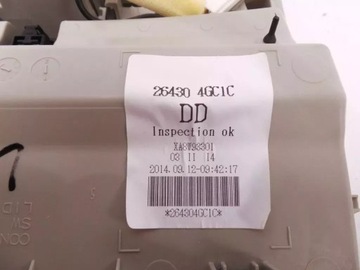 INFINITI Q50 16 LAMPA OSVĚTLENÍ KABINY SKŘÍŇKA