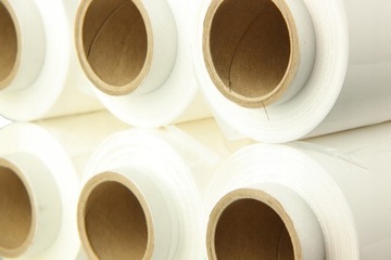 КЛЕЙКАЯ СТРЕТЧ-ПЛЕНКА 2,5 кг МАЛЕНЬКИЙ ТЮБИК 0,3 БЕЛАЯ