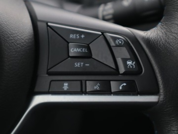 Nissan Leaf II Hatchback Elektryczny 40kWh 150KM 2022 Nissan Leaf 40 kWh, SoH 90%, Salon Polska, zdjęcie 17