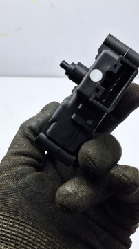 MOTOREK RADIÁTORU NISSAN PRIME P10