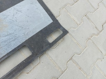 VW Multivan 7T0 T7 2023r dywan podłoga bagażnika tył tylna oryg