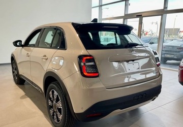 Fiat 2025 Fiat 600 Fiat 600 Icon 145 KM Leasing od 103,5 Pozyczka 0 1.2 145KM, zdjęcie 3