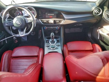 Alfa Romeo Giulia II Sedan Facelifting 2.0 Turbo 280KM 2022 Alfa Romeo Giulia Super 2022 2.0 Benzyna 280KM, zdjęcie 8