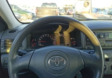 Toyota Corolla IX (E12) Sedan 1.6 i 16V 110KM 2004 Toyota Corolla Toyota Corolla 1.6 Benzyna 110KM, zdjęcie 8