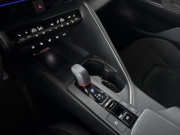 Toyota C-HR II SUV 2.0 Hybrid Dynamic Force 197KM 2024 Toyota C-HR 2.0 Hybrid GR Sport 2.0 Hybrid Dynamic, zdjęcie 24