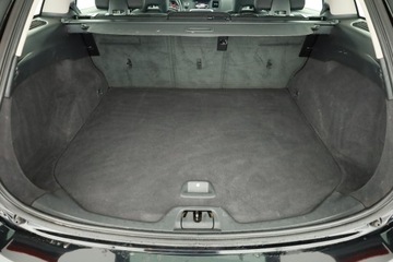 Volvo V60 I Kombi Facelifting 2.0 T3 DRIVE-E 152KM 2017 Volvo V60 T3 2.0, Salon Polska, VAT 23%, Navi, zdjęcie 10