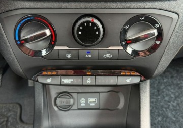 Hyundai i20 II Hatchback 5d Facelifting 1.0 T-GDi 100KM 2020 Hyundai i20 1.0T 100KM KLIMA Tempomat As. Pasa Bezwypadkowy Super stan, zdjęcie 17