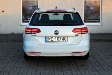 Volkswagen Passat B8 Variant 2.0 TDI BlueMotion SCR 150KM 2019 Volkswagen Passat SalonPL FV23% Navi Tempomat ACC, zdjęcie 4