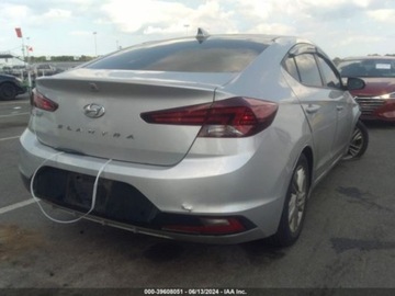 Hyundai Elantra VI 2019 Hyundai Elantra 2019 Hyundai Elantra Value Edition Auto SULEV 2.0 Benzyna, zdjęcie 3