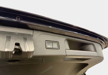 Volkswagen Passat B8 Variant Facelifting 2.0 TDI SCR 150KM 2022 Volkswagen Passat Unikatowe wyposazenie - Masaze - 4 kamery - LED Matrix -, zdjęcie 10