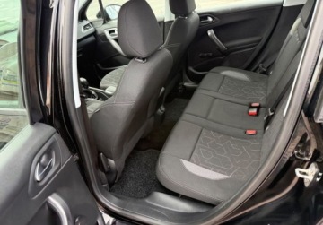 Peugeot 2008 I SUV Facelifting 1.5 BlueHDI 102KM 2019 Peugeot 2008 1.5Hdi Navi Ledy Extra stan 1.5 Diesel 102KM, zdjęcie 12