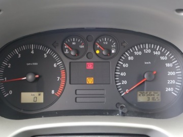 Seat Leon I Hatchback 1.6 105KM 2004 Seat Leon 1.6, GAZ, Klima, Klimatronic, El. szyby, zdjęcie 10