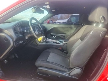 Dodge Challenger III 2022 Dodge Challenger Sxt 2022 3.6 Benzyna 303KM, zdjęcie 7