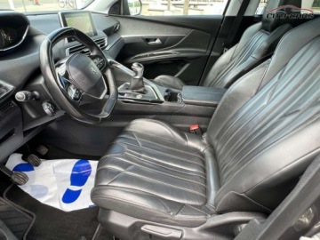 Peugeot 5008 II 2017 Peugeot 5008 1.6 Diesel 116KM 7 Osob. Maly przebieg Lakier org. FULL, zdjęcie 14
