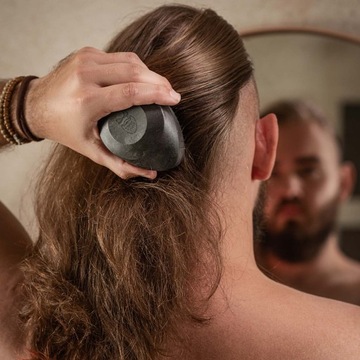 Karbonowa szczotka do włosów i brody ALL ROUNDER Angry Beards Poręczna