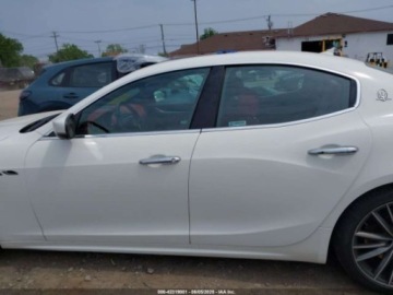 Maserati Ghibli III 2020 Maserati Ghibli S Q4 2020 3.0l 3.0 Benzyna 424KM, zdjęcie 2