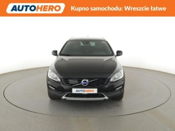 Volvo V60 I Kombi Facelifting 2.0 D3 DRIVE-E 150KM 2017 Volvo V60 Cross Country CrossCountry D3 automat, zdjęcie 10