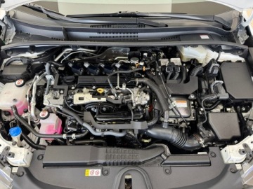 Toyota Corolla XII TS Kombi Facelifting 2.0 Hybrid Dynamic Force 196KM 2022 Toyota Corolla Comfort + Tech + Style / LED / Podg, zdjęcie 17