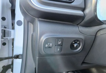 Citroen C3 III Hatchback 1.5 BlueHDi 102KM 2019 Citroen C3 Citroen C3 1.5 BlueHDi Feel 1.5 Diesel 102KM, zdjęcie 18