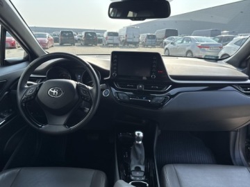 Toyota C-HR I Crossover Facelifting 2.0 Hybrid Dynamic Force 184KM 2020 Toyota C-HR 2.0 Hybrid Executive 2.0 Hybrid Execut, zdjęcie 8