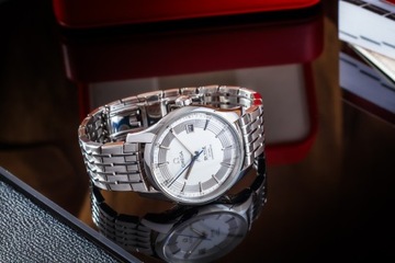 OMEGA DE VILLE HOUR VISION AUTOMATIC CO-AXIAL COSC 41MM/KPL.