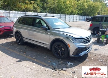 Volkswagen Tiguan III 2024 Volkswagen Tiguan 2024r., 2.0t Se R-line Black, 2L, od ubezpieczalni 2.0
