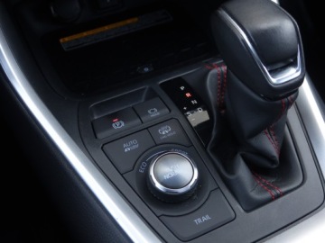 Toyota RAV4 V SUV Plug-in 2.5 Plug-in Hybrid 306KM 2021 Toyota RAV 4 2.5 Plug-in, Salon Polska, zdjęcie 17