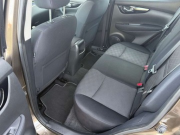Nissan Qashqai II Crossover 1.2 DIG-T 115KM 2015 Nissan Qashqai Sliczny Qashqai 1.2Benz.115KM Navi Kamera Grzane Fotele Par, zdjęcie 14