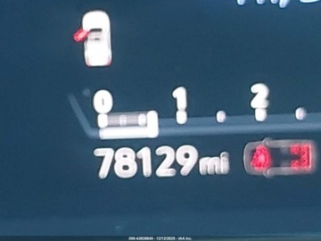 Cadillac Escalade III 2021 Cadillac Escalade 2021 r. 6,2L 4WD PREMIUM LUXURY 6.2 Benzyna 420KM, zdjęcie 7