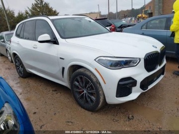 BMW X5 G05 2023 BMW X5 2023 BMW X5 PHEV XDRIVE45E 3.0 Benzyna 282KM, zdjęcie 1