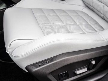 Citroen C5 Aircross 2025 Od ręki - Max Comfort Range 73.7kWh 210KM / Pakiet Zimowy, zdjęcie 3