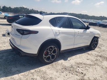 Alfa Romeo Stelvio SUV Facelifting 2023 2.0 GME Turbo 280KM 2024 Alfa Romeo Stelvio Ti 2024 2.0l 2.0 Benzyna 280KM, zdjęcie 3