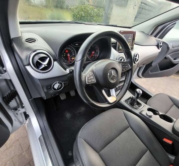 Mercedes Klasa B W246 Sports Tourer 180 CDI BlueEFFICIENCY Edition 109KM 2015 Mercedes-Benz Klasa B Mercedes-Benz Klasa B 180 (CDI) d BlueEff Edition St, zdjęcie 7