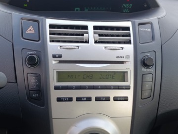 Toyota Yaris II Hatchback 5d 1.3 i VVT-i 86KM 2008 TOYOTA YARIS 100%Bezwypadkowy, 1.3, Klimatyzacja, 5d, nowe opony, zdjęcie 10