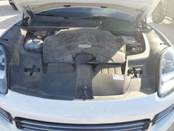 Porsche Cayenne III 2019 Porsche Cayenne 2019r., 3.0l, od ubezpieczalni 3.0 Benzyna 335KM, zdjęcie 11